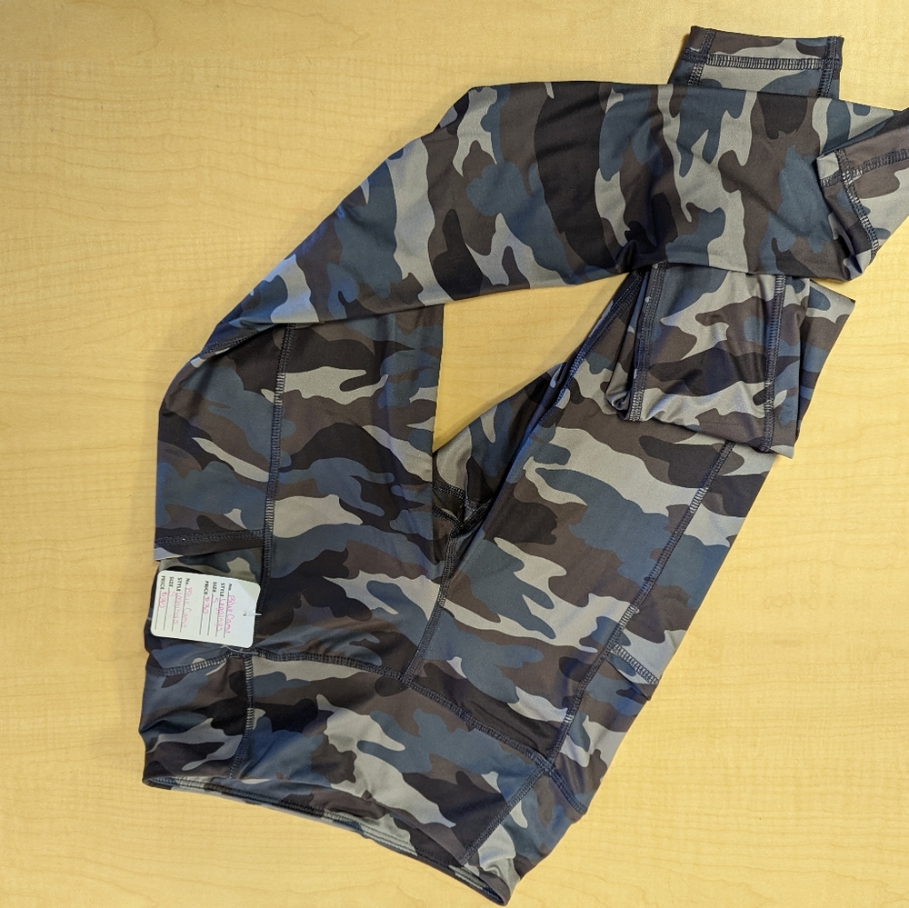 Green and Grey camo legging